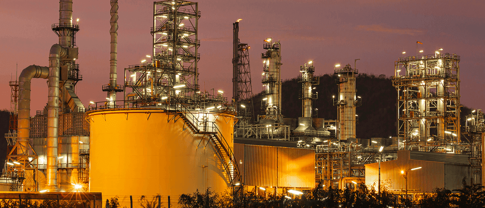 twilight-scene-tank-oil-refinery-plant-tower-column-petrochemistry-industry-site-distillery.png